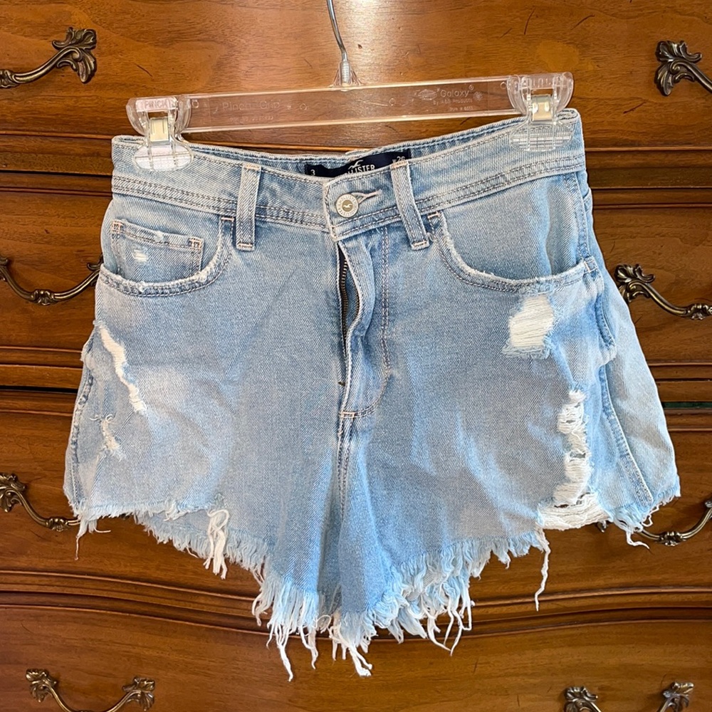 High waisted stretchy jean shorts